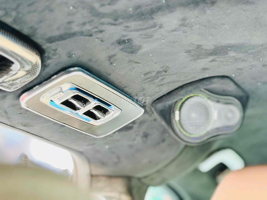 Mercedes-Benz V220 2016 Đen. Mua bán Ô tô tại Quận 8 Tp Hồ Chí Minh được đăng bởi Hồng Phúc hình 4