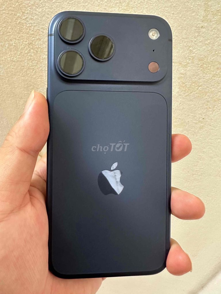 iPhone 17 Pro Max 256GB Xanh. Mua bán Điện thoại tại Quận Thanh Khê Đà Nẵng được đăng bởi Khang Uy hình 1