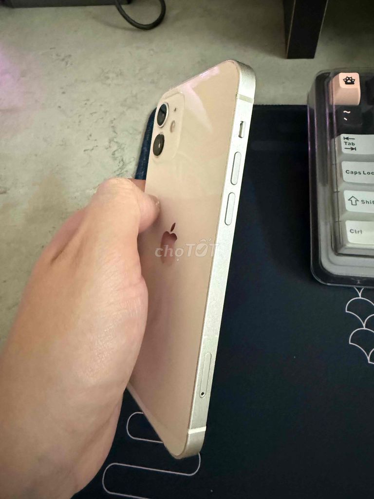 iPhone 12 128GB Trắng Bản Quốc Tế. Mua bán Điện thoại tại Thành phố Huế Thừa Thiên Huế được đăng bởi Tom hình 1