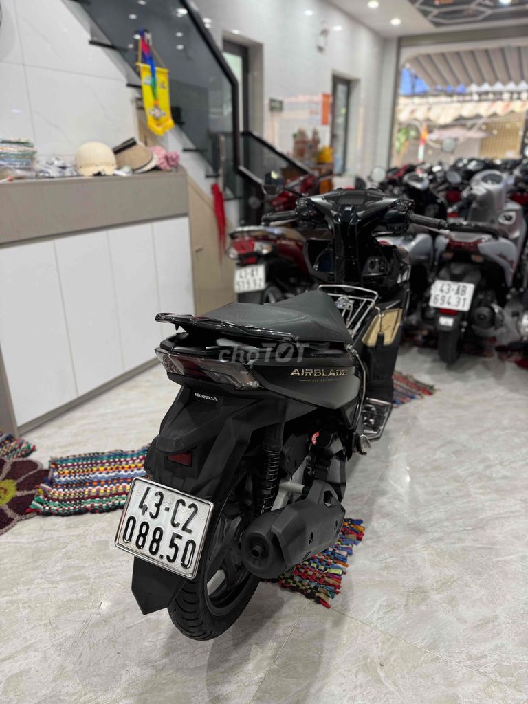 Honda Air Blade 125 4V черный матовый