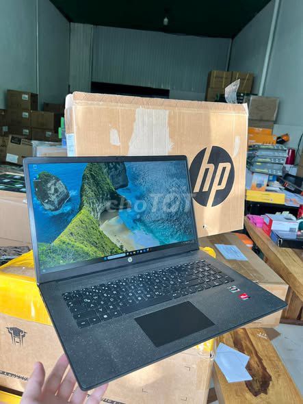 HP Laptop mit 17,3 FHD Ryzen 5 7520U 8GB/512GB SSD. Mua bán Laptop tại Thành phố Buôn Ma Thuột Đắk Lắk được đăng bởi Tin học Quang Anh  hình 1