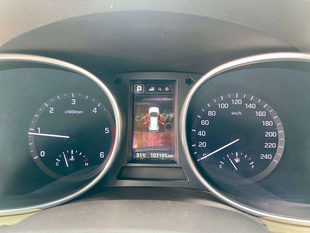 5 223 2018 2.2L 4WD - 10 km. Mua bán Ô tô tại Quận Cầu Giấy Hà Nội được đăng bởi Beobeo Tôi Đây hình 4