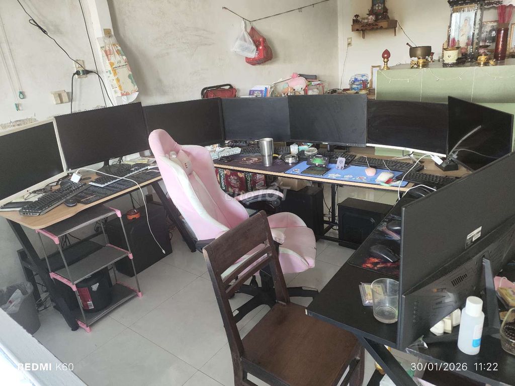 Máy tính để bàn chạy bình thường. Mua bán Máy tính để bàn tại Huyện Hòa Vang Đà Nẵng được đăng bởi Mr Út hình 1