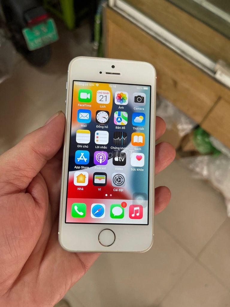 Apple iPhone SE 64GB Trắng 100%. Mua bán Điện thoại tại Quận 1 Tp Hồ Chí Minh được đăng bởi Hội Đồ Điện Tử hình 1