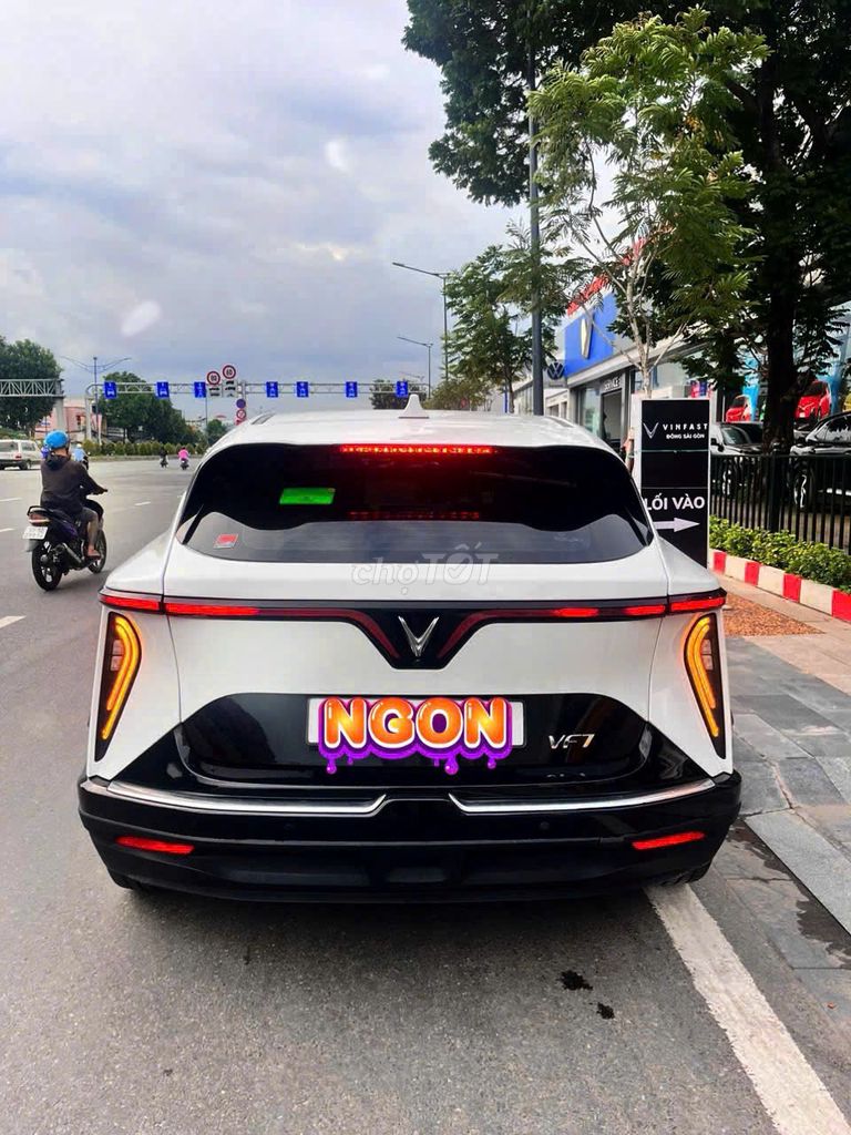 VinFast VF7 2025 Plus - 9000 km. Mua bán Ô tô tại Quận Tân Bình Tp Hồ Chí Minh được đăng bởi ĐÀO NGỌC VŨ hình 7