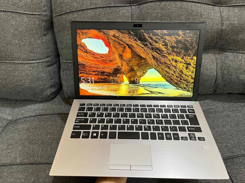 Sony Vaio Pro PG 2020 i5gen8/16GB/256GB. Mua bán Laptop tại Thành phố Biên Hòa Đồng Nai được đăng bởi Laptop Nhật hình 1