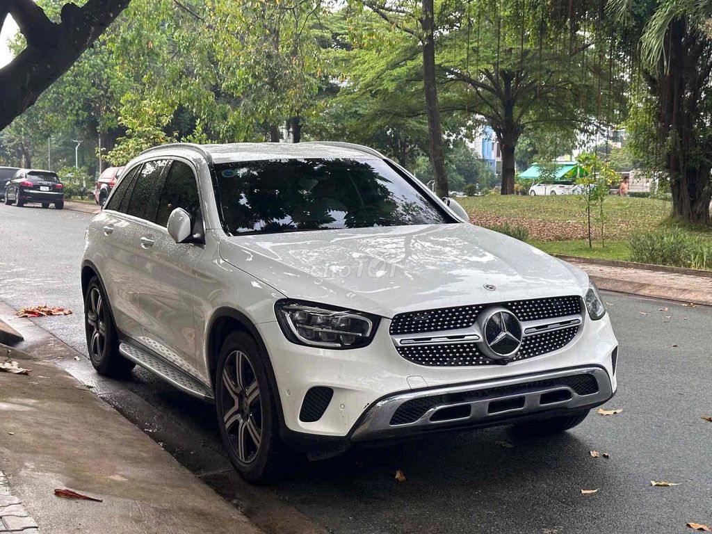 Mercedes Benz GLC200 4 Matic 2021 - 30000 km. Mua bán Ô tô tại Quận 7 Tp Hồ Chí Minh được đăng bởi Thế Giới Xe Đức Sài Gòn hình 2