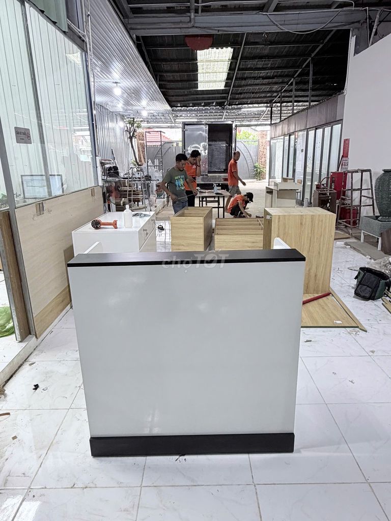 Quầy lễ tân Gỗ công nghiệp, quầy thu ngân spa đẹp. Mua bán Đồ chuyên dụng, Giống nuôi trồng tại Quận Gò Vấp Tp Hồ Chí Minh được đăng bởi Shop Nội thất Phú Nhàn hình 1