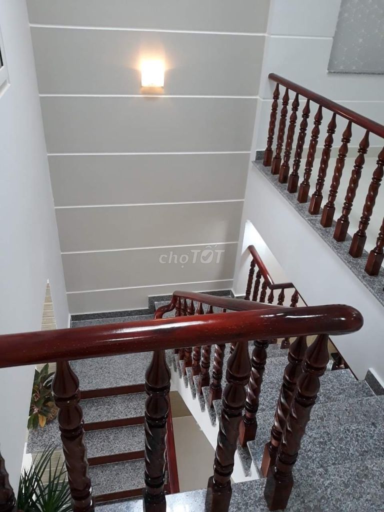 nhà mình ngay đường đinh đức thiện bán 180m2 giá 1ty3