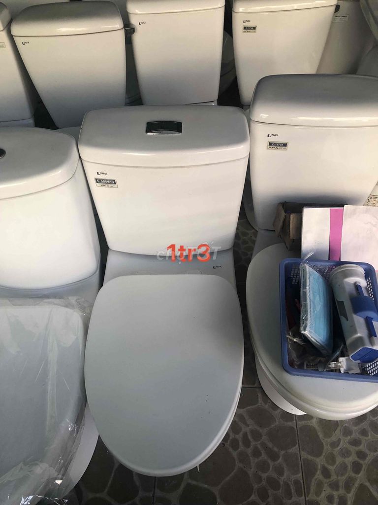 Bồn cầu INAX C-504VAN Sứ cao cấp Trắng. Mua bán Thiết bị vệ sinh, nhà tắm tại Quận Tân Phú Tp Hồ Chí Minh được đăng bởi Mua bán bồn cầu TBVS cũ hình 1