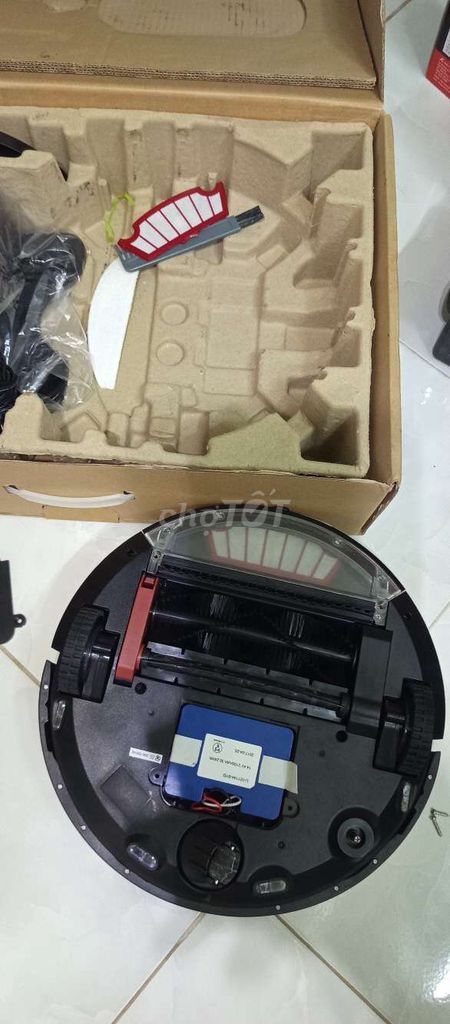 Robot hút bụi hư pin đầy đủ phụ kiện. Mua bán Nội thất, đồ gia dụng khác tại Quận Ninh Kiều Cần Thơ được đăng bởi trung hình 1
