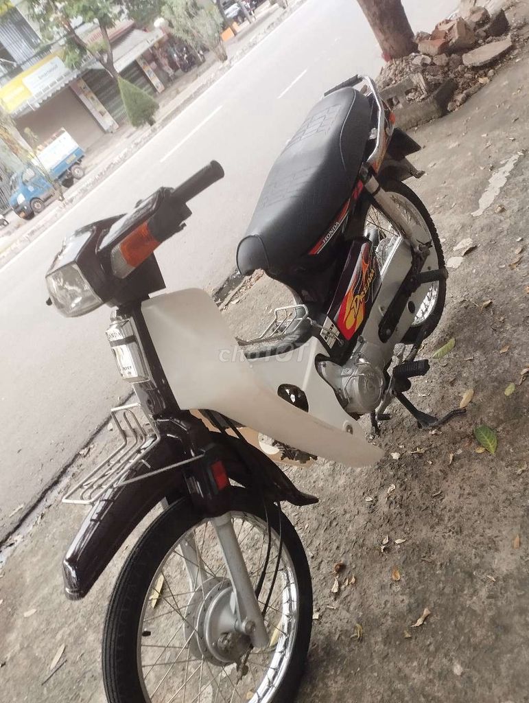 Honda Dream 50cc коричневая, б/у