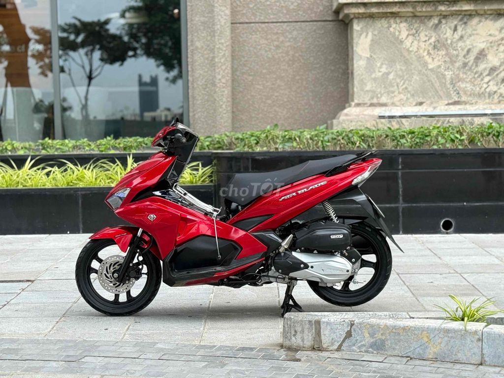 Air blade 125 Smartkey đẹp nguyên bản đi ít. Mua bán Xe máy tại Quận Ba Đình Hà Nội được đăng bởi Xe Máy Nam Thi hình 10