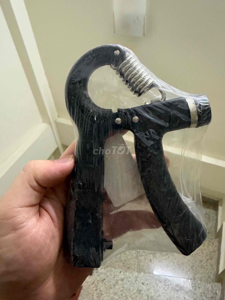 Kìm bóp tay Kim loại, Nhựa Đen