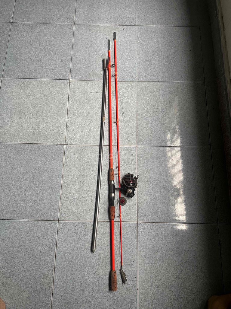 Cần câu máy và gác cần inox. Mua bán Đồ thể thao, Dã ngoại tại Thành phố Biên Hòa Đồng Nai được đăng bởi Nguyễn Văn hình 1