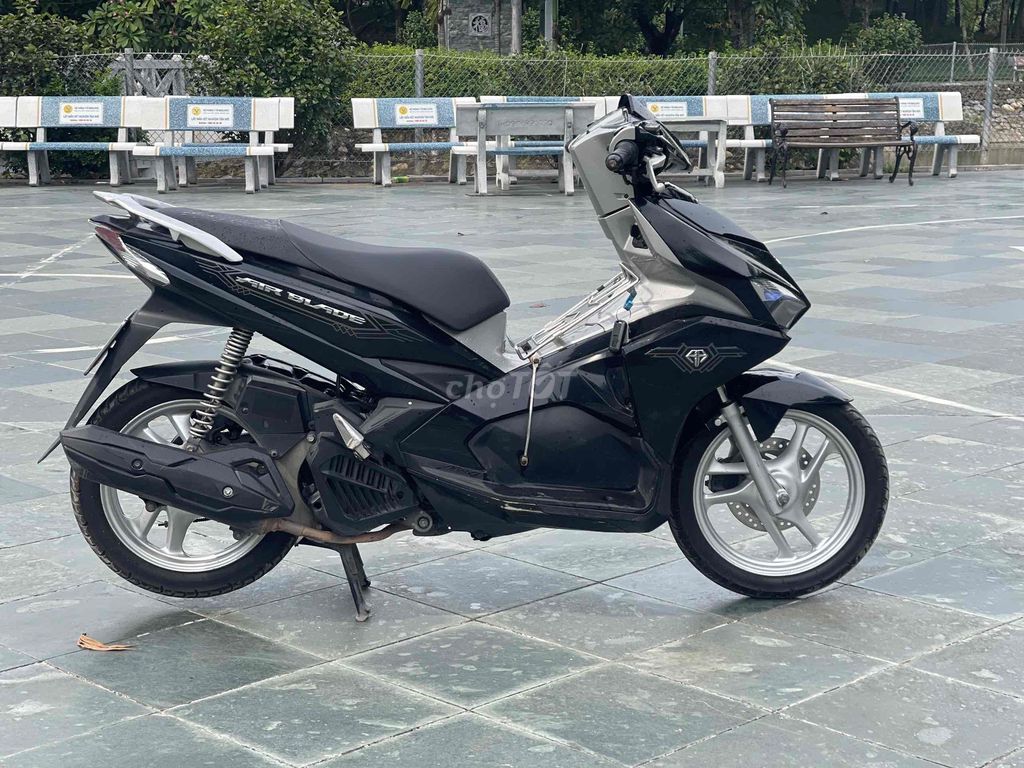 Honda Airblade 2020 г.в., состояние 99%