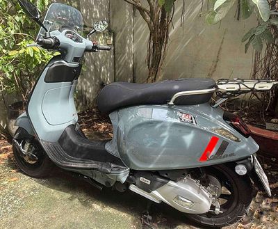 Piaggio Vespa Sprint 150 2025 Xám 500km. Mua bán Xe máy tại Quận 3 Tp Hồ Chí Minh được đăng bởi Lân Đặng