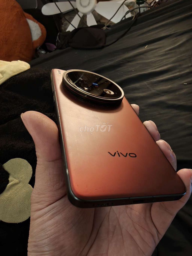 Vivo X200 Ultra 256GB Đỏ. Mua bán Điện thoại tại Huyện Củ Chi Tp Hồ Chí Minh được đăng bởi Nguyễn Trọng Nghĩa hình 1