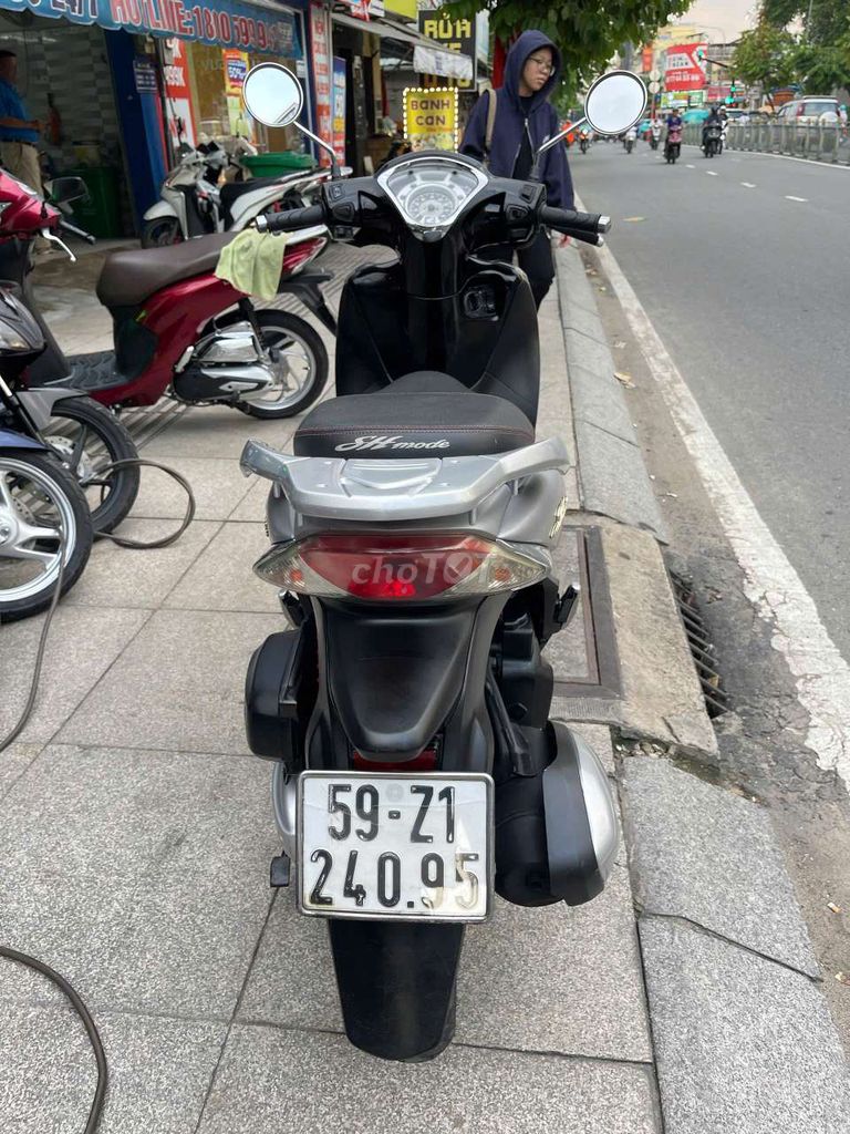 Модель Honda SH 2015 Серая б/у