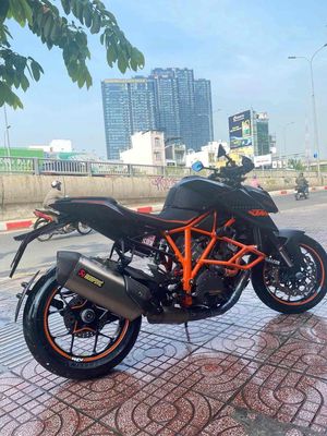 KTM super duke 1301 phiên bản giới hạn. Mua bán Xe máy tại Quận Bình Thạnh Tp Hồ Chí Minh được đăng bởi Nguyễn Vân