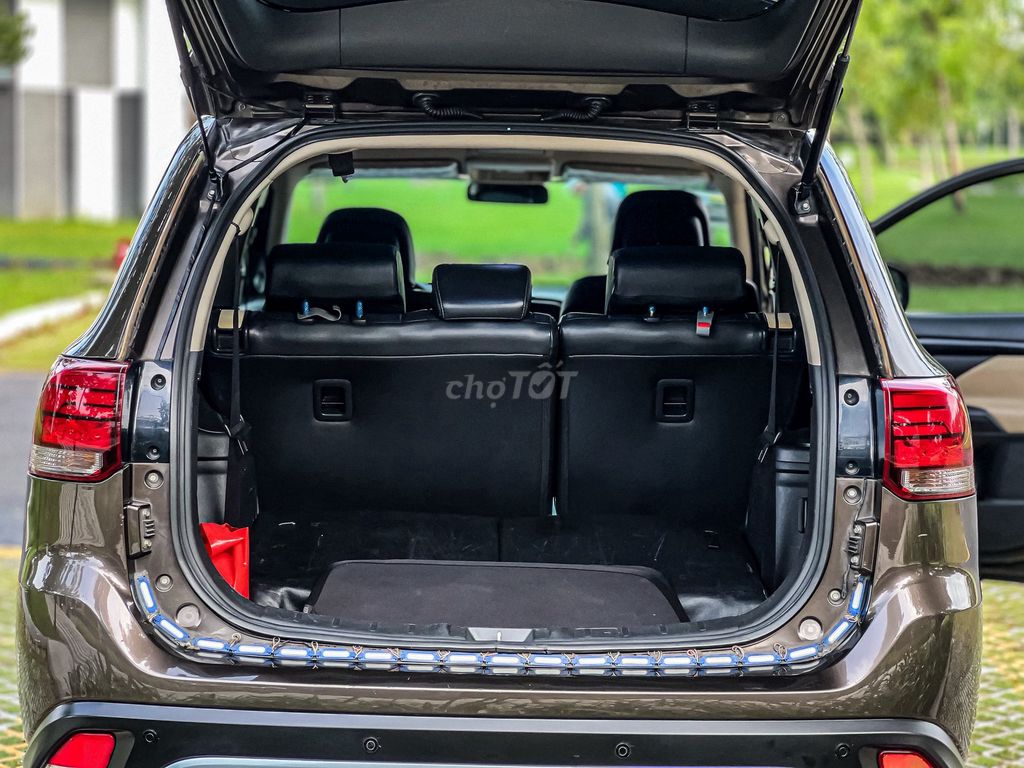 Outlander 2020 zin chính chủ. Mua bán Ô tô tại Quận 7 Tp Hồ Chí Minh được đăng bởi Lê Văn Đạt hình 6