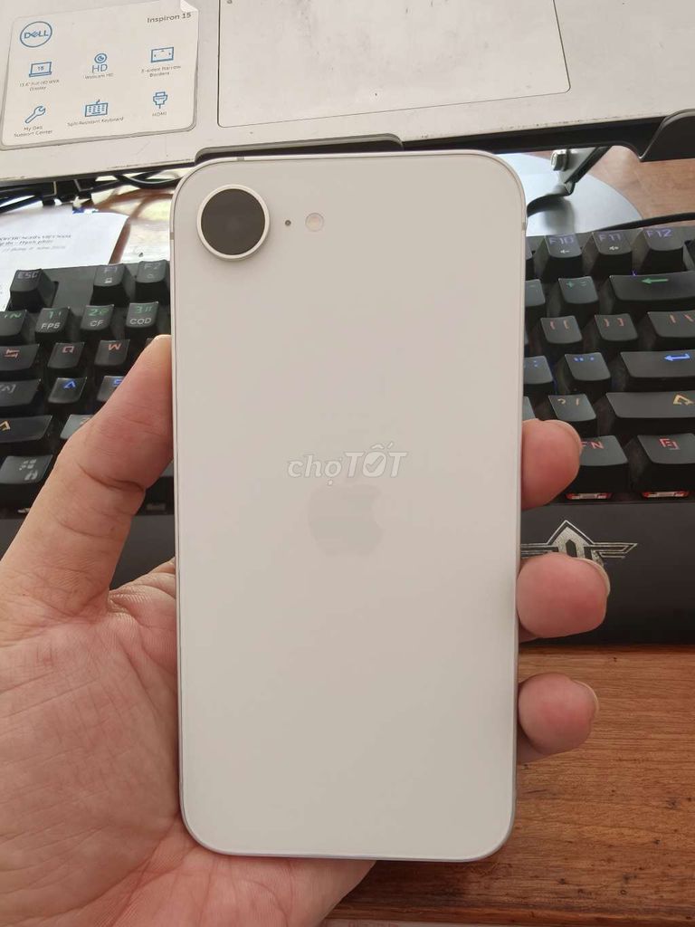 Apple iPhone 16e 128GB Trắng 100%. Mua bán Điện thoại tại Thành phố Kon Tum Kon Tum được đăng bởi thanh hình 1