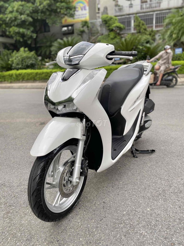 Honda SH Việt 2022!! 150 phanh CBS / 35N1-557.63. Mua bán Xe máy tại Quận Hoàng Mai Hà Nội được đăng bởi Xe Máy Quân Oanh  hình 1