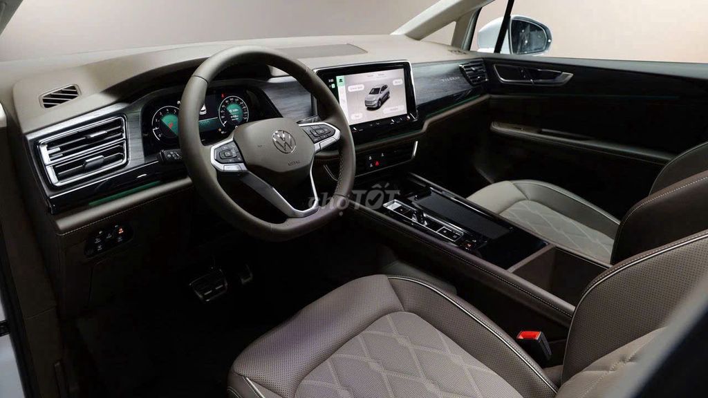 Volkswagen Viloran Lurury MPV đẳng cấp-sang trọng. Mua bán Ô tô tại Quận 5 Tp Hồ Chí Minh được đăng bởi Thành Tài Volkswagen Sài Gòn hình 4