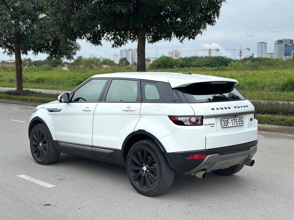 Range Rover Evoque 2015 Prestige Trắng 8 Vạn Miles. Mua bán Ô tô tại Quận Cầu Giấy Hà Nội được đăng bởi Vũ Kiên hình 6