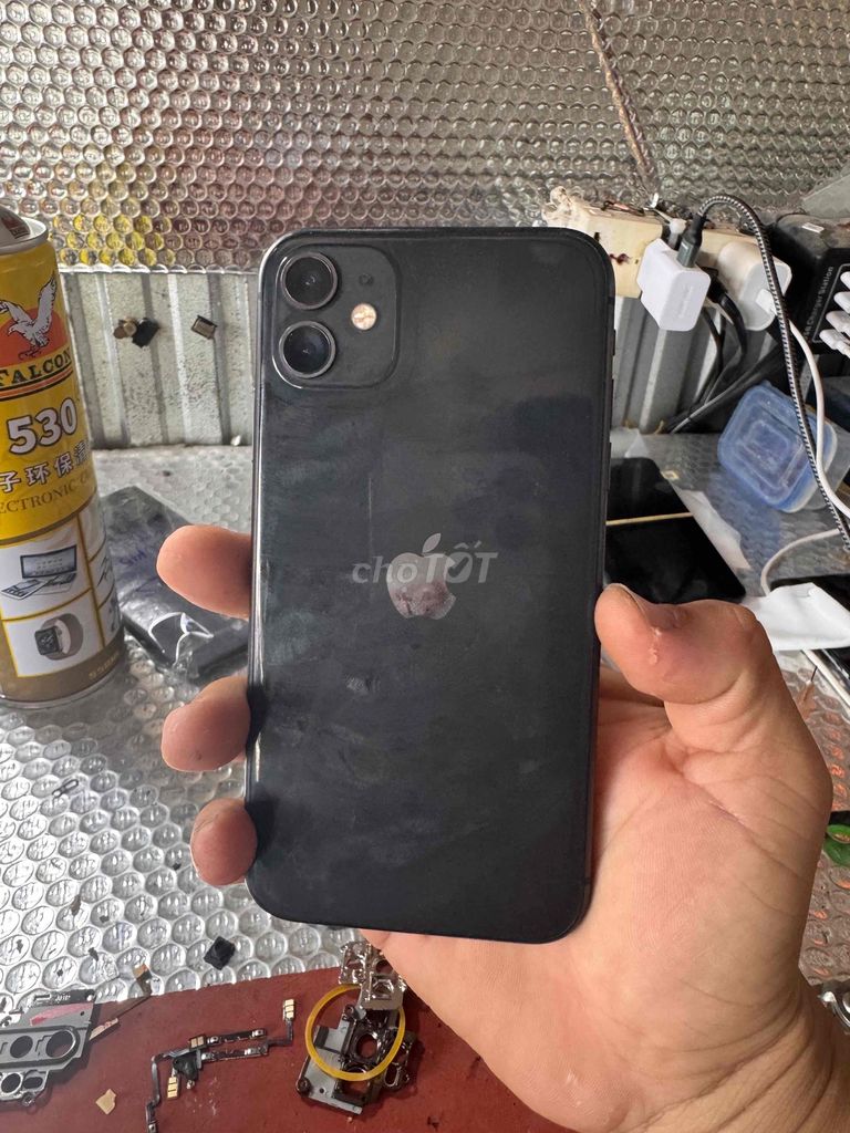 Apple iPhone 11 Đen Màn đốm. Mua bán Điện thoại tại Huyện Thới Bình Cà Mau được đăng bởi hoang phi hình 1