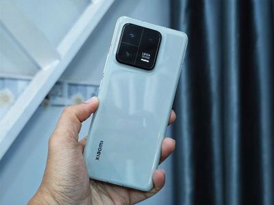 Xiaomi 13 Pro Snap8gen8/128GB Nứt kính