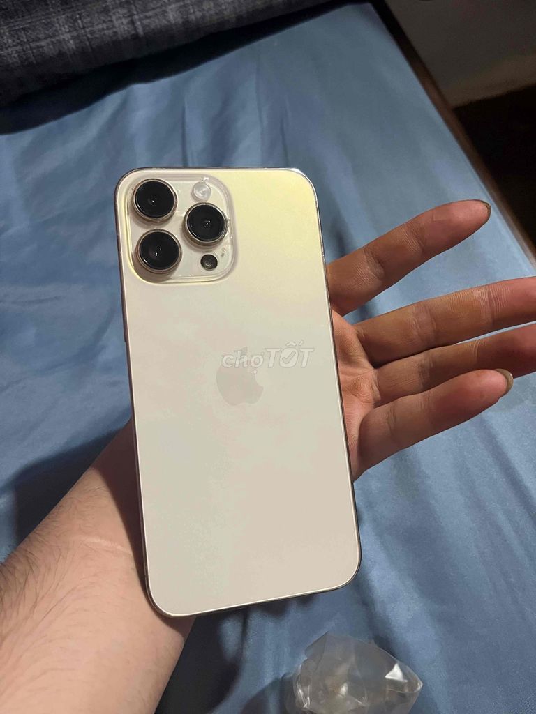 Apple iPhone 14 Pro Max 256GB Vàng Chưa sửa chữa. Mua bán Điện thoại tại Thành phố Buôn Ma Thuột Đắk Lắk được đăng bởi Nguyễn Văn Huy hình 1