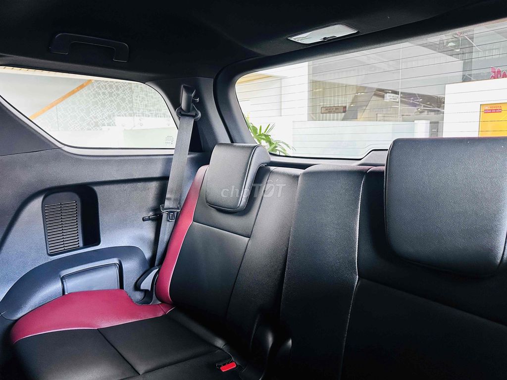 Fortuner Legender 2.4L 4x2 AT | Ưu Đãi Sốc 45 tr. Mua bán Ô tô tại Thành phố Thủ Đức Tp Hồ Chí Minh được đăng bởi Toyota Đông Sài Gòn hình 13