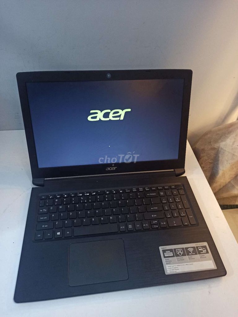 Acer A315.Core i3 gen 7.Ram 4g.ssd 128g.pin 2h