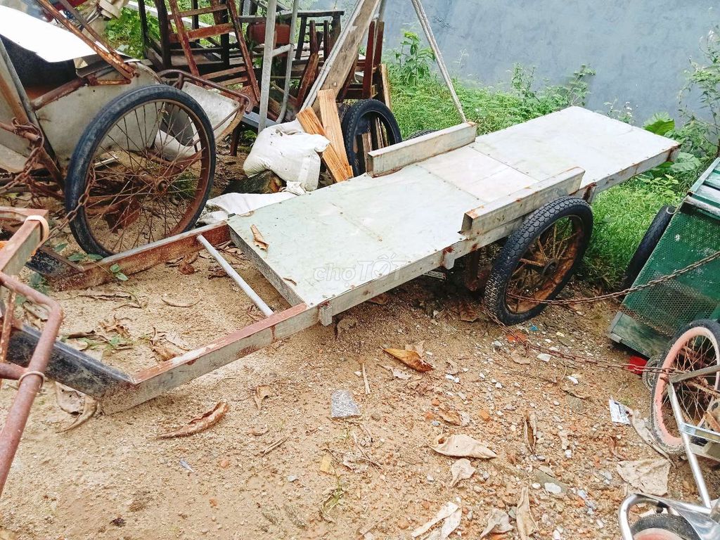 Thép toàn bộ xe Bò Lôi đang kéo hàng hóa chạy êm. Mua bán Phương tiện khác tại Quận Cẩm Lệ Đà Nẵng được đăng bởi Triều hình 4