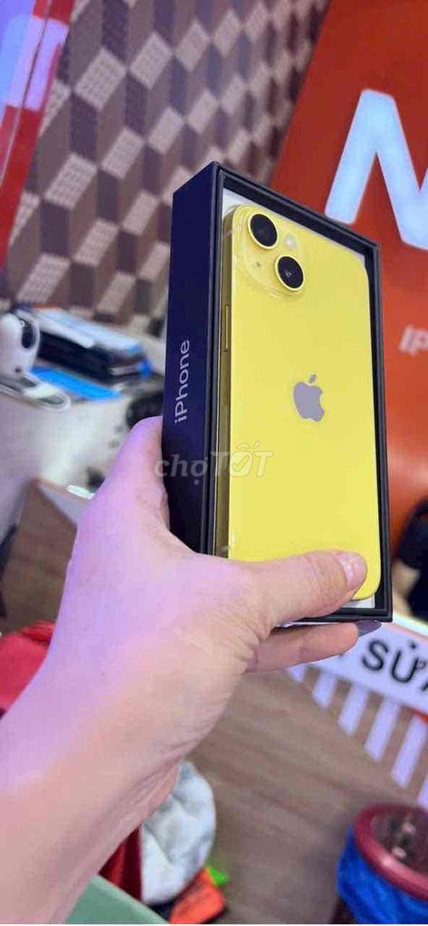 iphone14plus 128gb vàng qtế mỹ pin87 zin áp suất. Mua bán Điện thoại tại Quận 3 Tp Hồ Chí Minh được đăng bởi Nam Á Mobile hình 1