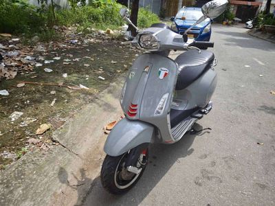 Piaggio Vespa Sprint Xám 13.000 km Đã sử dụng. Mua bán Xe máy tại Quận Bình Tân Tp Hồ Chí Minh được đăng bởi Nguyễn Kim Hồng