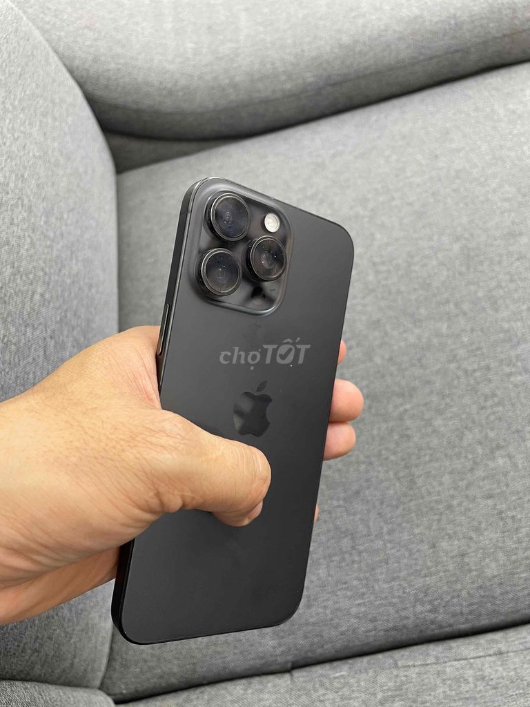 Apple iPhone 15 Pro Max 256GB Đen. Mua bán Điện thoại tại Quận Đống Đa Hà Nội được đăng bởi Nguyen thao hình 1
