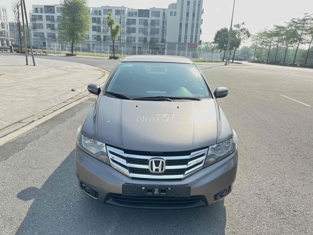 Honda City 2014 1.5 CVT - 100000 km