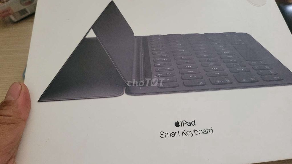Bàn phím Apple Smart Keyboard Mới 99%. Mua bán Phụ kiện (Màn hình, Chuột...) tại Thành phố Thủ Đức Tp Hồ Chí Minh được đăng bởi Nguyễn Phúc hình 1