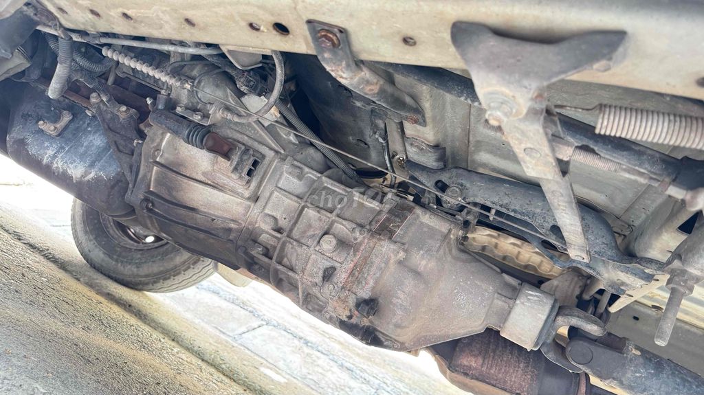 Toyota Hiace 2004 16 chỗ hết đời bán tận dụng. Mua bán Ô tô tại Quận Bình Thạnh Tp Hồ Chí Minh được đăng bởi Trọng hình 12