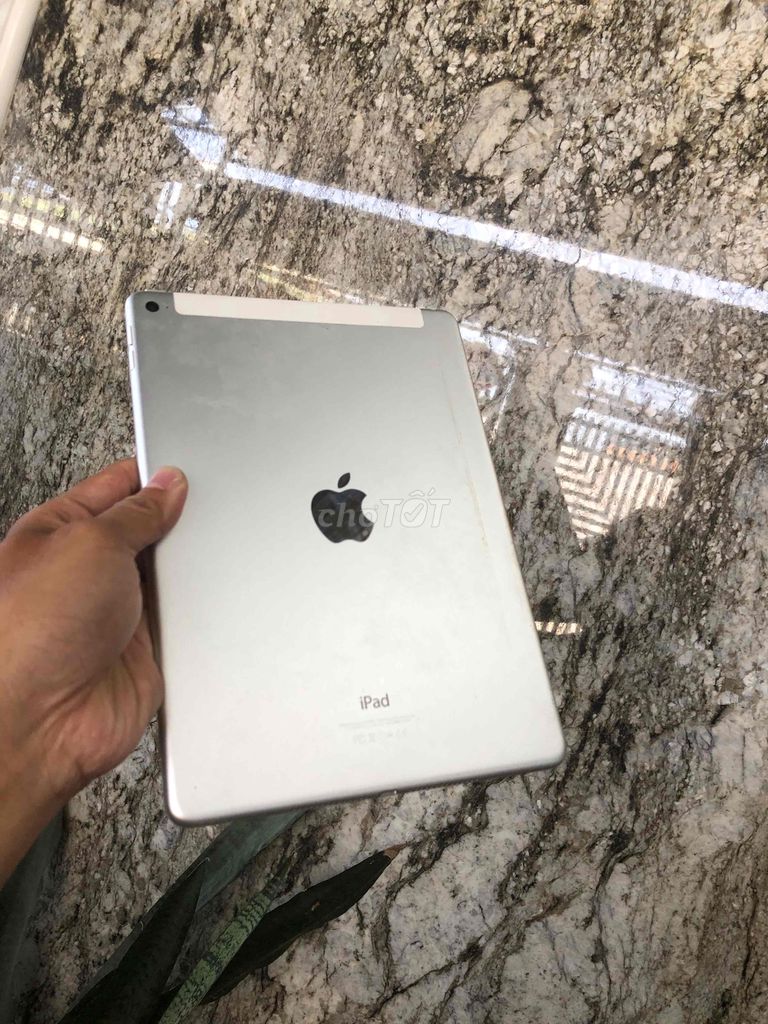 bán ipad air 2 sài sim ok bộ nhớ 64G vân tay ok