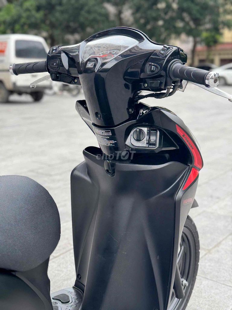 Vision 110fi đen nhám khoá smartkey sơn máy zin. Mua bán Xe máy tại Quận Cầu Giấy Hà Nội được đăng bởi nguyễn bích thuỷ hình 12