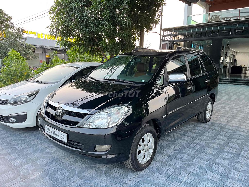 Toyota Innova 2006 G - 210000 km