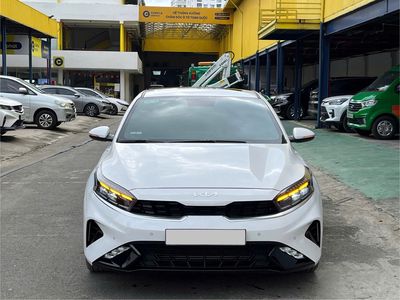 KIA K3 2.0 PREMIUM 2024 GIA ĐÌNH LƯỚT SƠN ZIN 100%. Mua bán Ô tô tại Thành phố Thủ Đức Tp Hồ Chí Minh được đăng bởi Hiếu