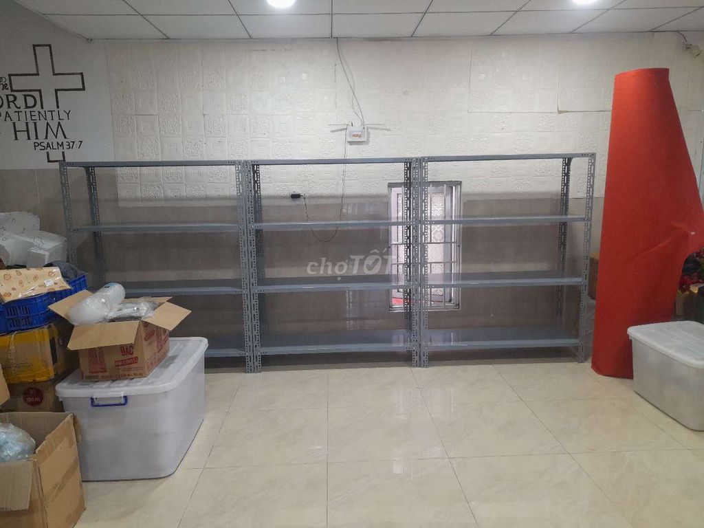 Kệ sắt V lỗ đa năng 4tầng . Mua bán Tủ, kệ gia đình tại Thành phố Biên Hòa Đồng Nai được đăng bởi Thu Hoàng hình 1