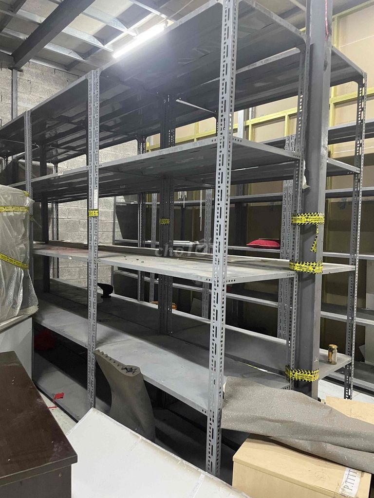 Kệ sắt chữ V 5 tầng 120x50x180cm. Mua bán Tủ, kệ gia đình tại Quận Tân Phú Tp Hồ Chí Minh được đăng bởi Thu Hồng hình 1