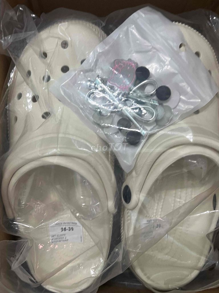 Dép cao su kem size 38-39. Mua bán Giày dép tại Huyện Cần Giuộc Long An được đăng bởi Thùy Trang  hình 1