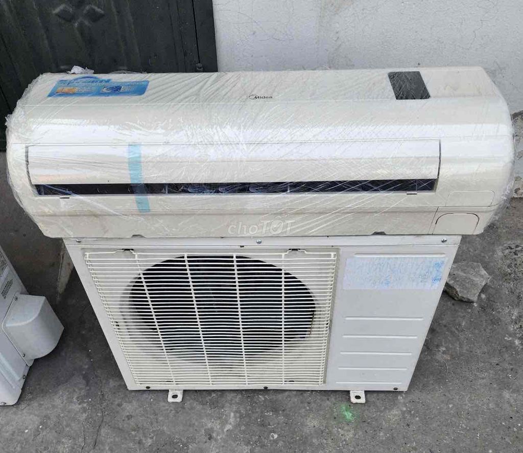 Điều hoà Midea 9000 BTU 1 chiều