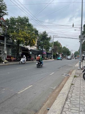 nhà 1 trệt 1 lầu mặt tiền. Cho thuê nhà ở tại Quận Bình Thuỷ Cần Thơ được đăng bởi Điện Lạnh Hoài Lâm 